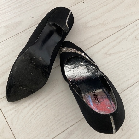 Vintage black rhinestone pumps - Picture 3 of 3